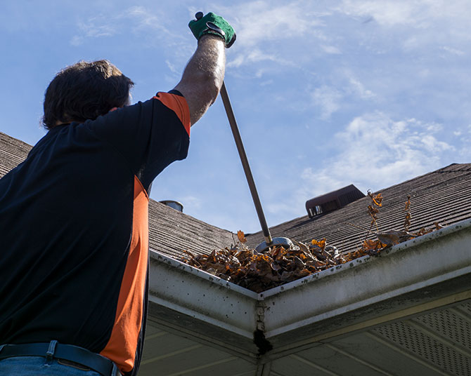 gutter-cleaning-1